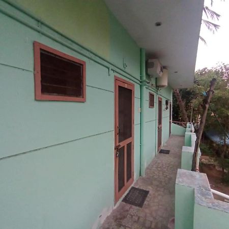 Sri Shankaraa Guest House Tiruvannāmalai Екстериор снимка