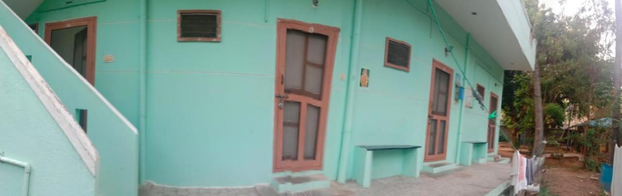 Sri Shankaraa Guest House Tiruvannāmalai Екстериор снимка