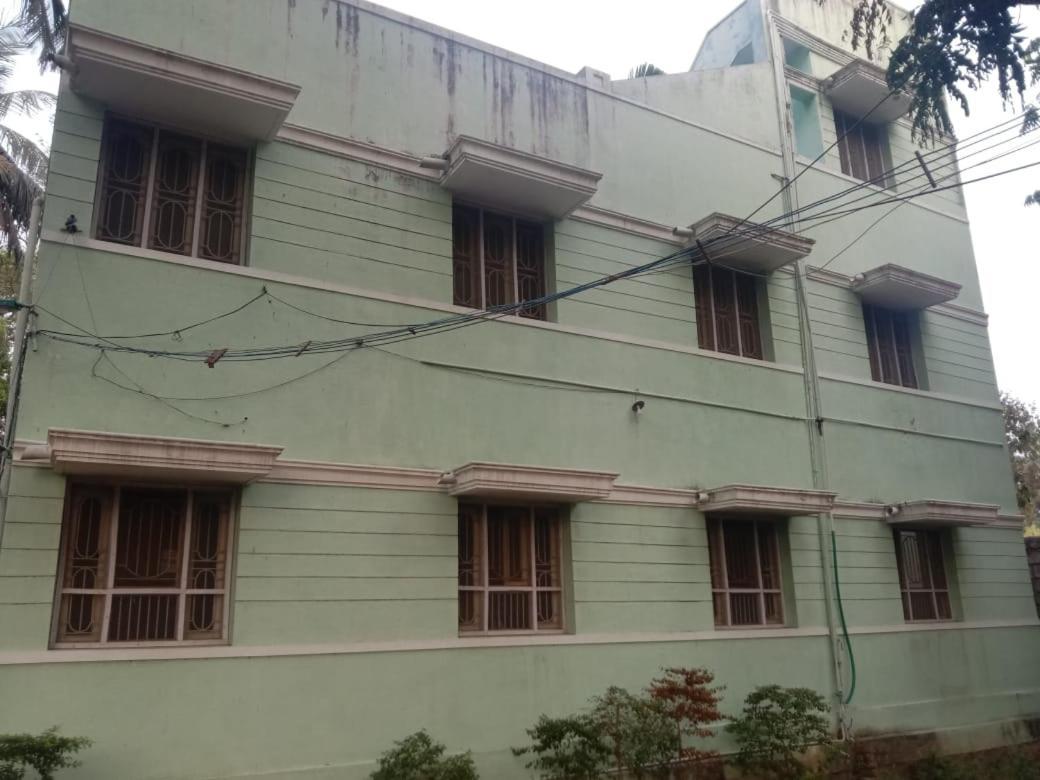 Sri Shankaraa Guest House Tiruvannāmalai Екстериор снимка